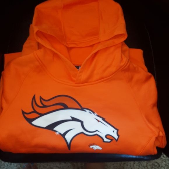 NFL Other - ❤HP❤Youth Denver Broncos Hooded Sweatshirt❤